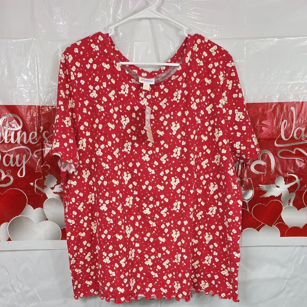 LuLa Roe Kelly Floral Red Women's Top 3XL (W367)